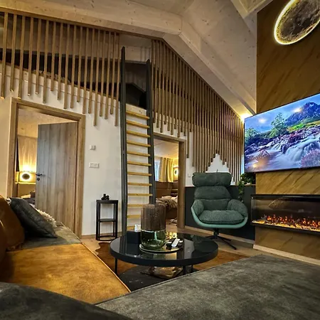 Apartmanica Hrabovo 32 3a, 3b, In Out, Sauna, Ac, Malino Brdo, Tatras 루좀베로크