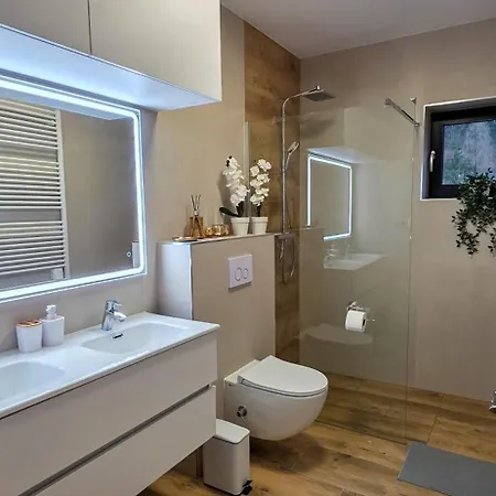 Apartmanica Hrabovo 32 3a, 3b, In Out, Sauna, Ac, Malino Brdo, Tatras * Ружомберок